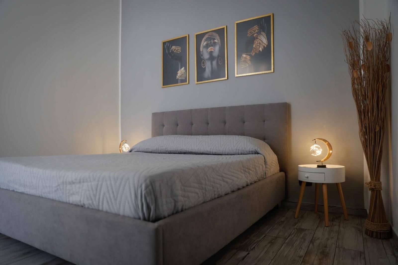 Stay In The Heart Of Salerno - Near The Duomo "La Finestra Sul Borgo" Екстер'єр фото